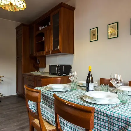 Apartment Servi Terrace