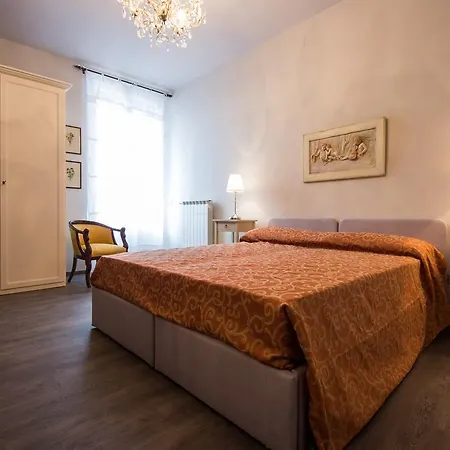 Servi Terrace Florence